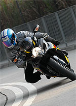 Спортбайк 2006 года Suzuki GSX-R750. Продажа мотоциклов Suzuki.